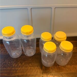 Medela Bottles with Lids - 6 pack (2) 8 oz & (4) 5oz